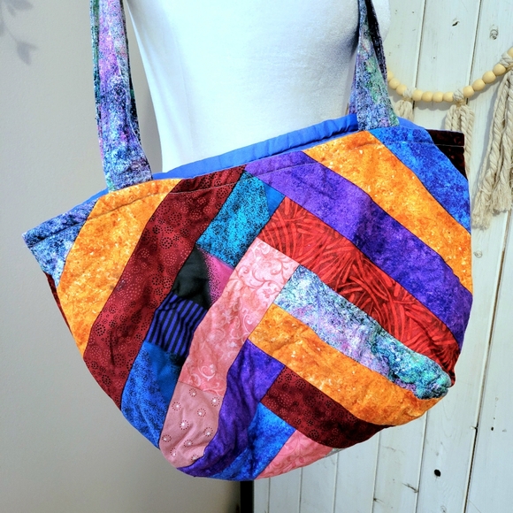 HANDCRAFTED QUILTED PATCHWORK LARGE TOTE BAG - Picture 4 of 8